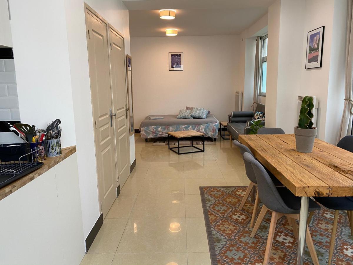 Apartamento Large And Unique Souplex 60Sqm, Well Located París Exterior foto